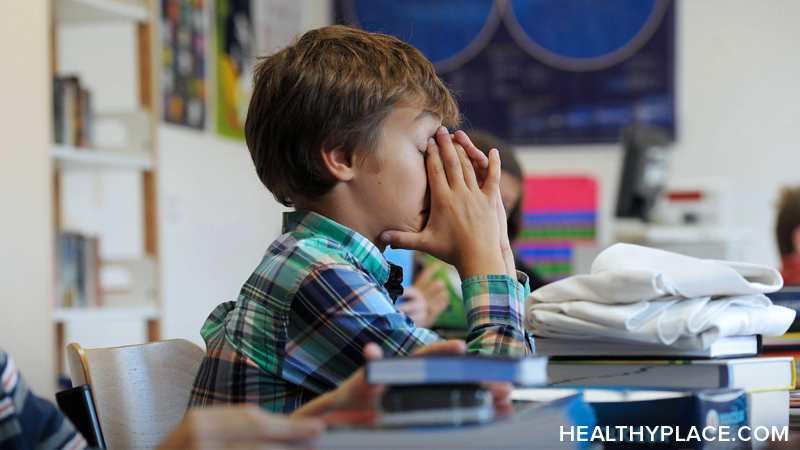 了解学习障碍的特点可以帮助您理解,支持你的孩子。了解学习障碍HealthyPlace特征。