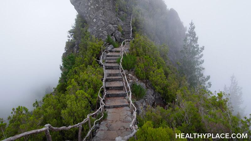 自我价值和工作:它们不应该被联系在一起。在HealthyPlace学习如何在工作不顺利的时候拥有自我价值。