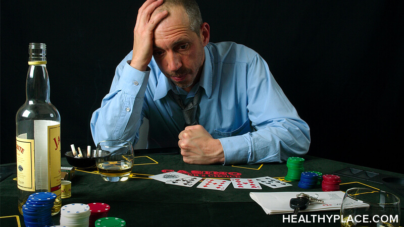 问题赌博可以通过适当的治疗来帮助，包括心理疗法和强迫赌徒的支持小组。