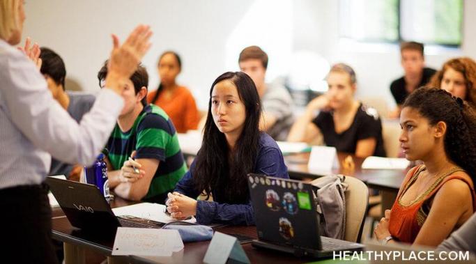 你或你爱的人正在努力适应寒假后的学校生活吗?在HealthyPlace获取从寒假到学校模式的过渡更容易的小贴士。