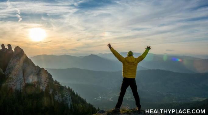 我们都必须面对逆境。学习如何做在HealthyPlace不幸的情况下工作对你有利。