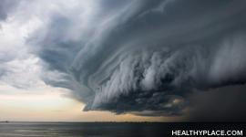 飓风和自然灾害会对你的心理健康产生负面影响。在HealthyPlace学习6个技巧来应对创伤性事件